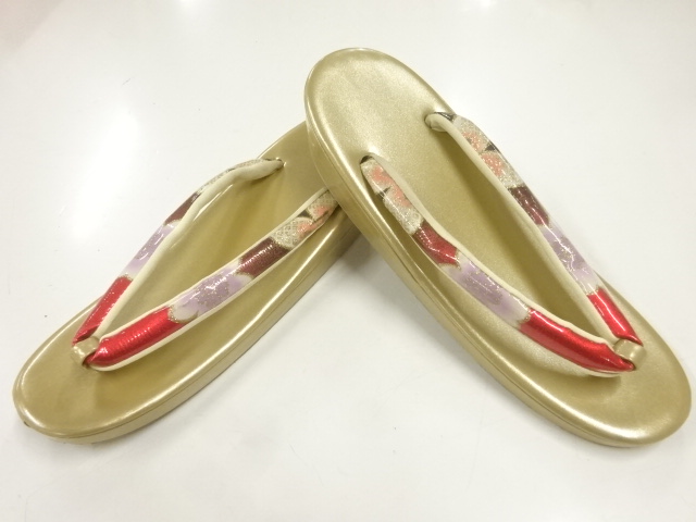 JAPANESE KIMONO / JAPANESE-STYLE ZORI (SIZE 3L)